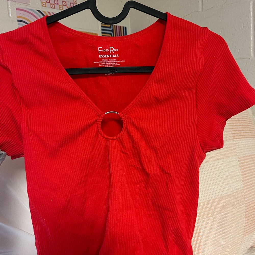 HOT RED CROP TOP - Picture 2 of 4